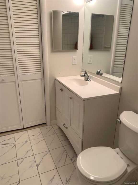 85 Middletown Road, Unit #C4, Nanuet, NY 10954 - Photo 7 of 14