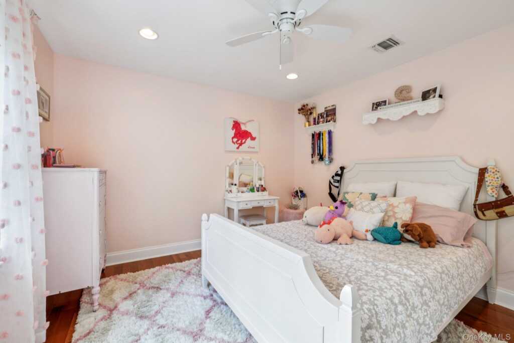 350 Boxberger Road, Valley Cottage, NY 10989 - Photo 19 of 50