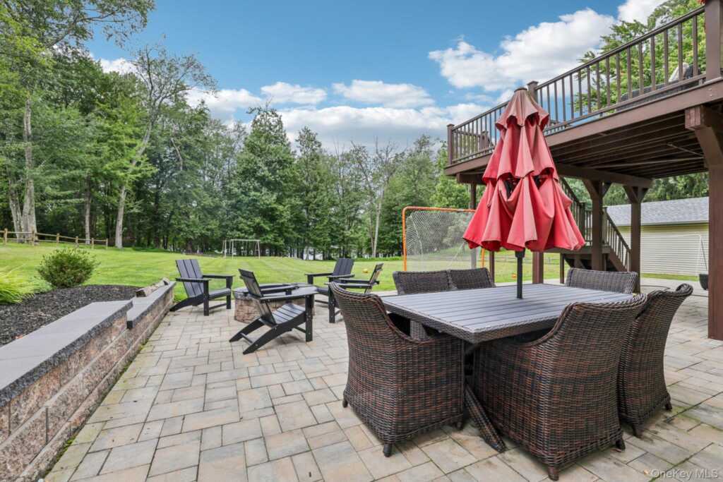 350 Boxberger Road, Valley Cottage, NY 10989 - Photo 40 of 50