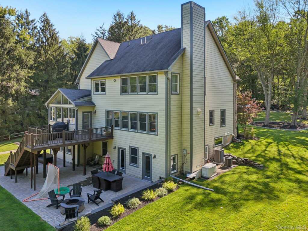 350 Boxberger Road, Valley Cottage, NY 10989 - Photo 43 of 50