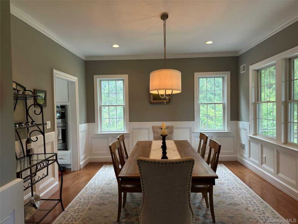 350 Boxberger Road, Valley Cottage, NY 10989 - Photo 8 of 50