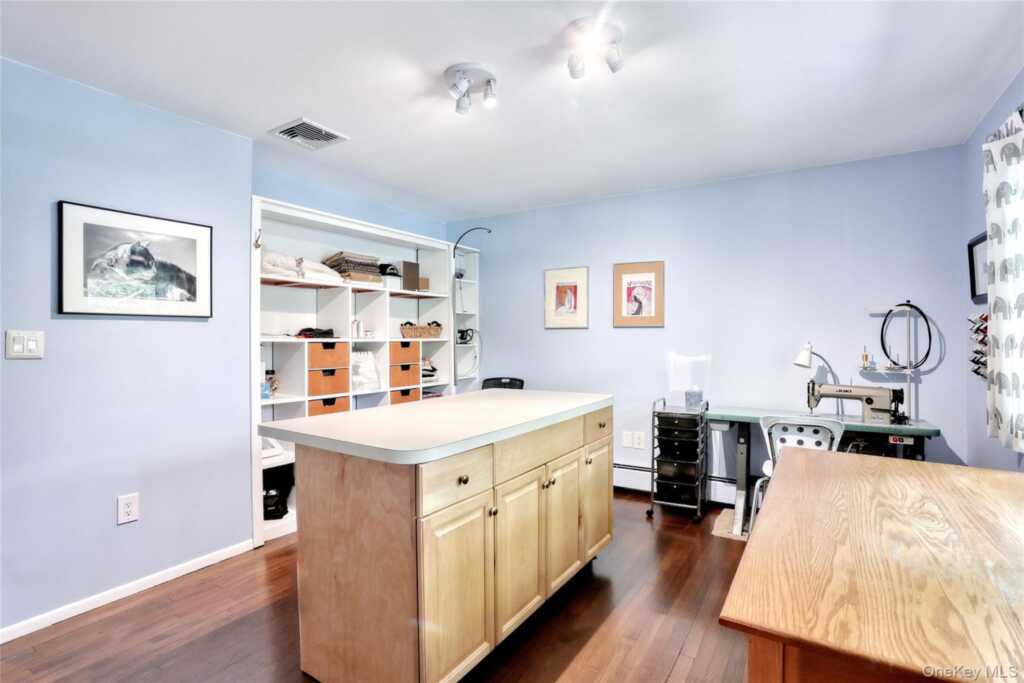 4 Steinway Court, Suffern, NY 10901 - Photo 19 of 32