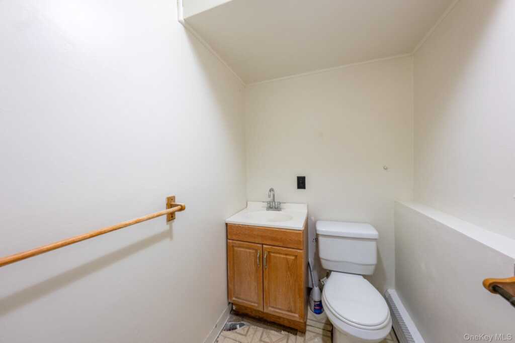 1 Delaware Drive, Nyack, NY 10960 - Photo 12 of 50