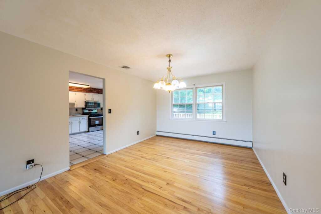 1 Delaware Drive, Nyack, NY 10960 - Photo 4 of 50