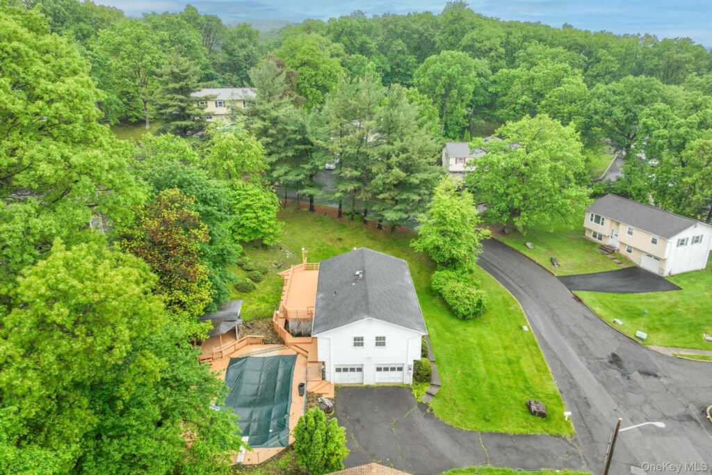 1 Delaware Drive, Nyack, NY 10960 - Photo 44 of 50
