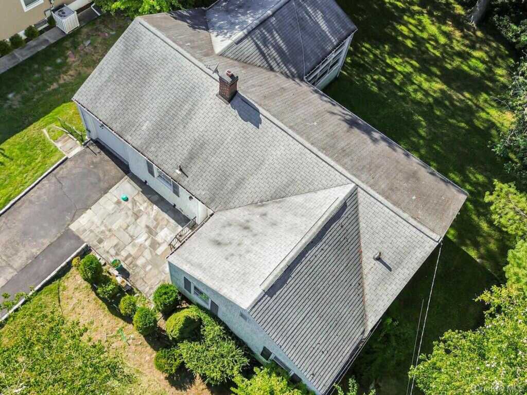 90 Daisy Farms Drive, New Rochelle, NY 10804 - Photo 40 of 45