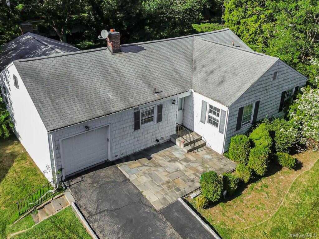 90 Daisy Farms Drive, New Rochelle, NY 10804 - Photo 45 of 45