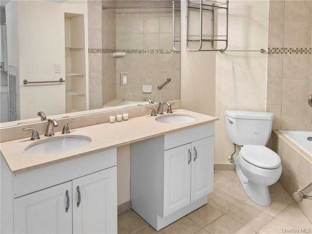 4 Martine Avenue, Unit #617, White Plains, NY 10606 - Photo 14 of 32