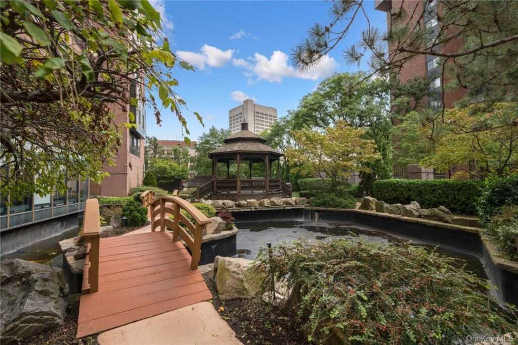4 Martine Avenue, Unit #617, White Plains, NY 10606 - Photo 32 of 32