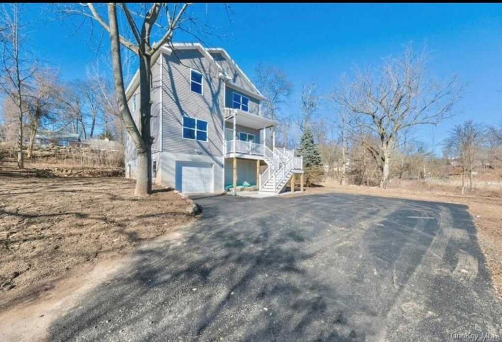 17 Chestnut Street, Stony Point, NY 10980 - Photo 2 of 19