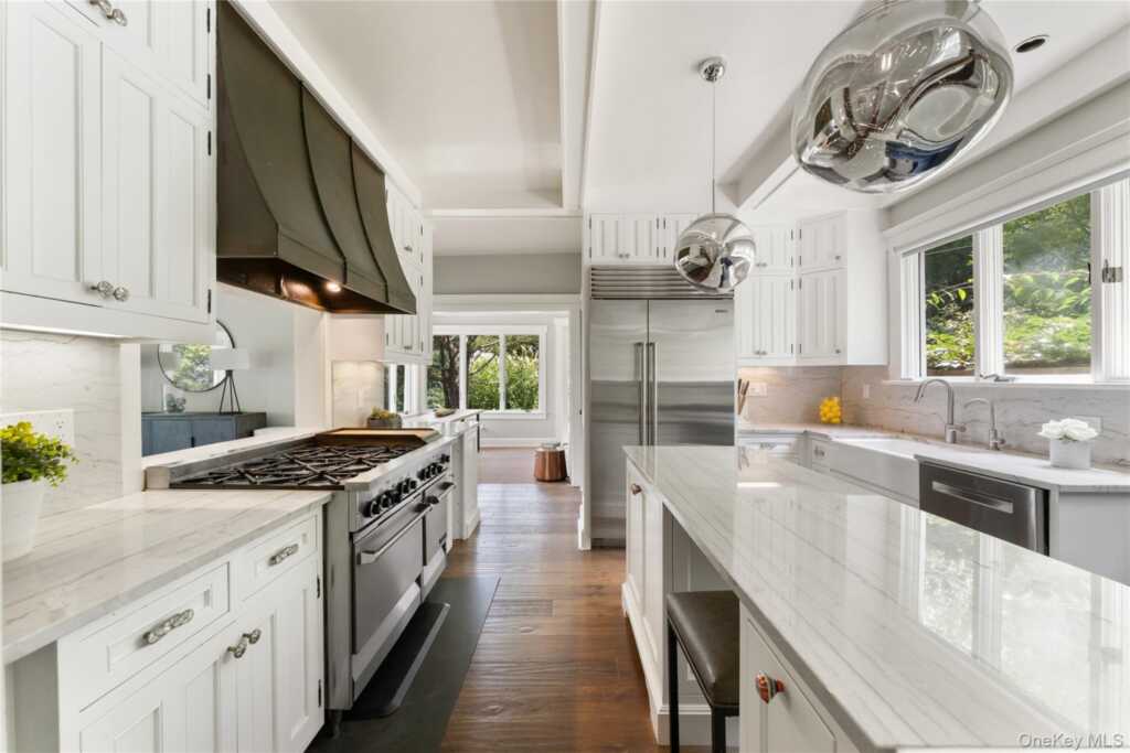 989 Route 9W, Nyack, NY 10960 - Photo 14 of 50