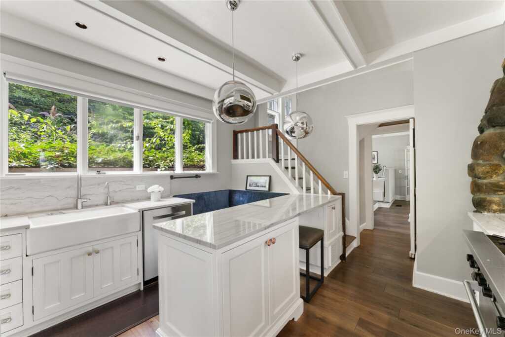 989 Route 9W, Nyack, NY 10960 - Photo 16 of 50