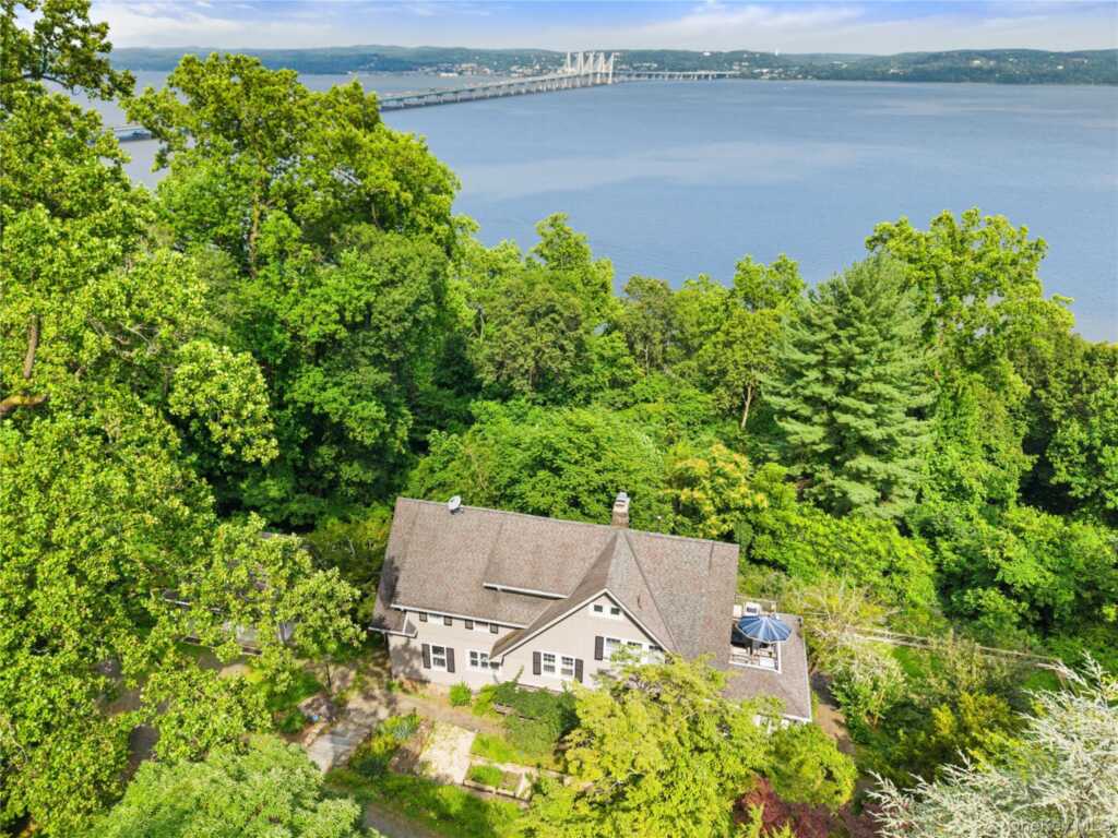 989 Route 9W, Nyack, NY 10960 - Photo 2 of 50