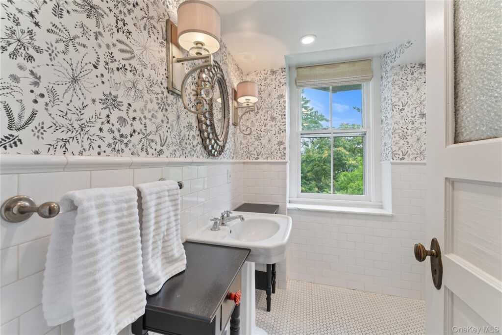 989 Route 9W, Nyack, NY 10960 - Photo 37 of 50