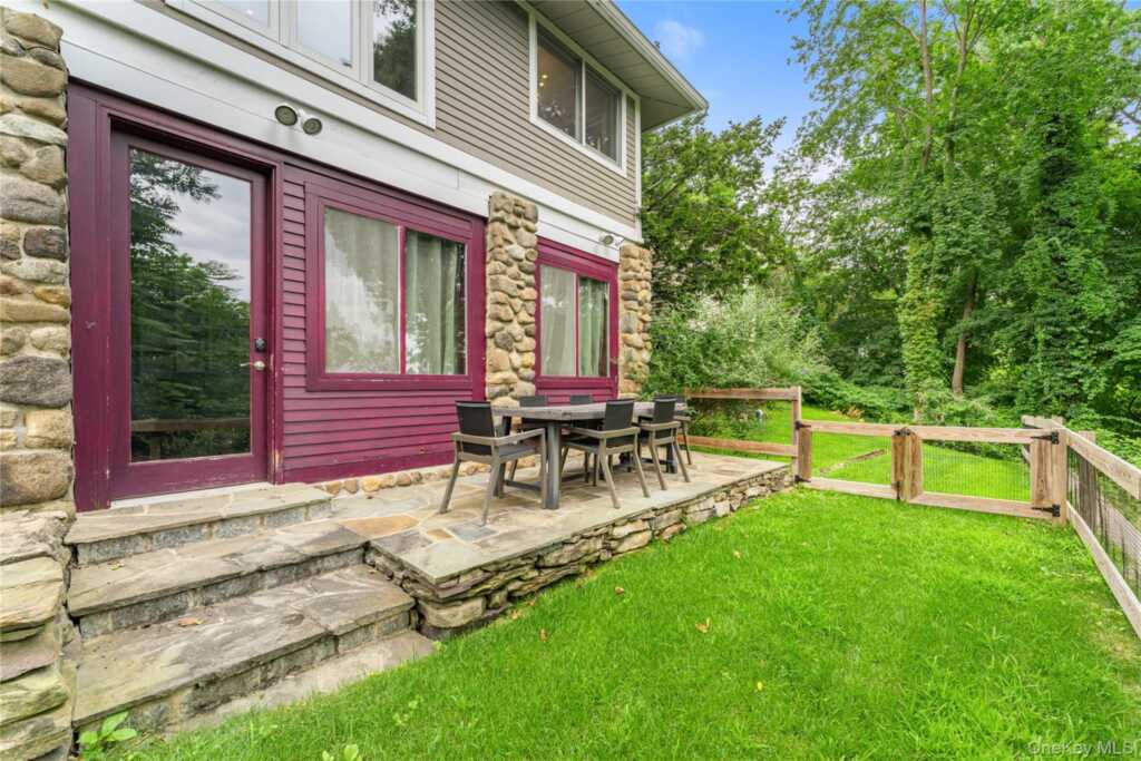 989 Route 9W, Nyack, NY 10960 - Photo 43 of 50