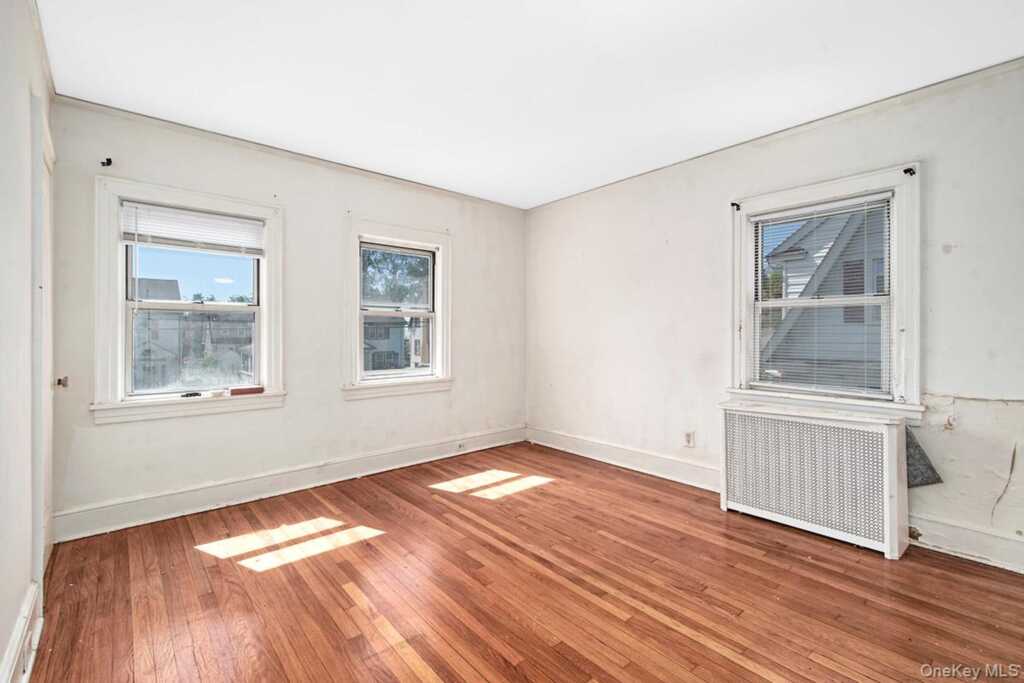 232 Chatterton Parkway, White Plains, NY 10606 - Photo 10 of 21