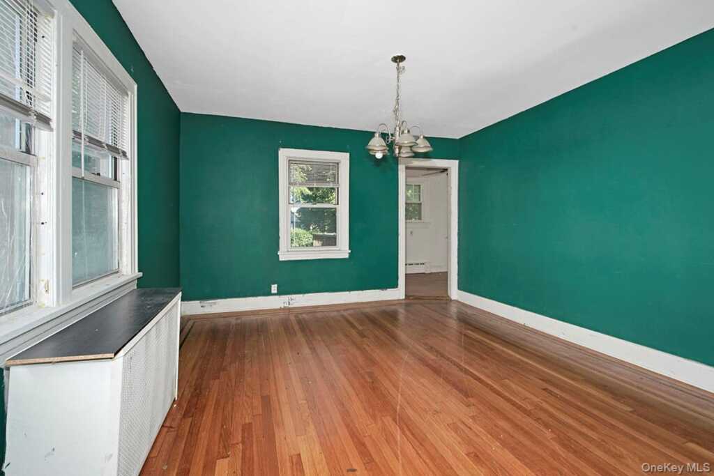 232 Chatterton Parkway, White Plains, NY 10606 - Photo 5 of 21