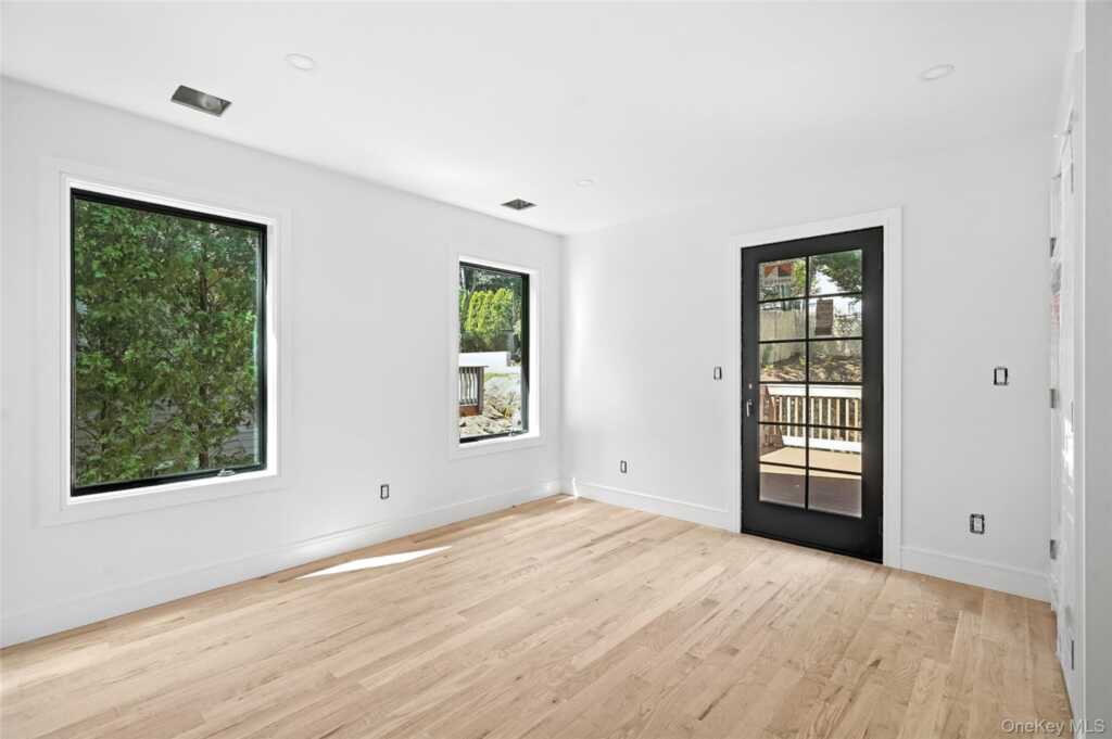 64 1/2 Exchange Place, Rye, NY 10573 - Photo 15 of 38