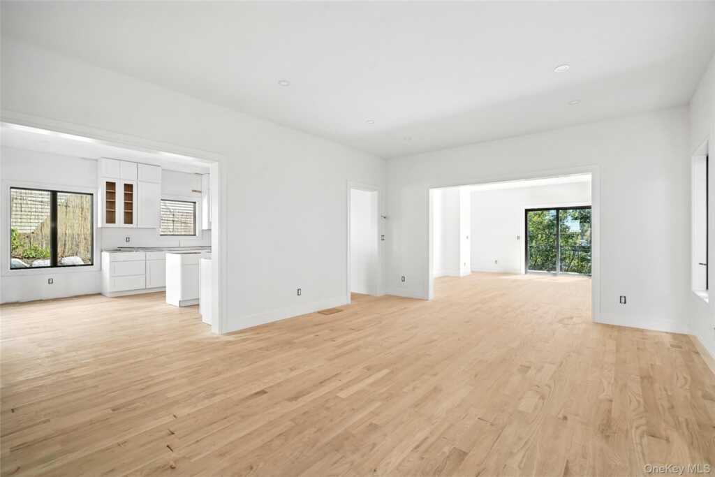 64 1/2 Exchange Place, Rye, NY 10573 - Photo 7 of 38