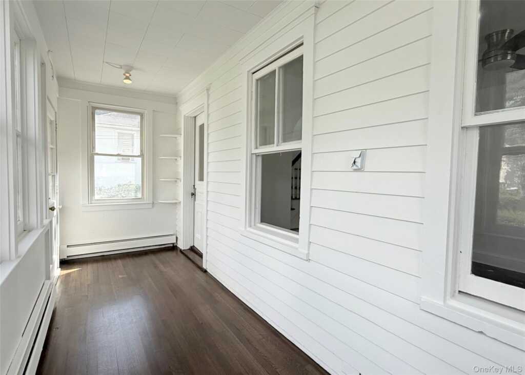 38 Riverdale Avenue, Rye, NY 10573 - Photo 3 of 28
