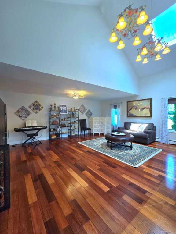 13 Mesa Place, Nanuet, NY 10954 - Photo 4 of 13