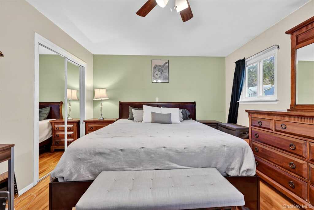 731 Manette Lane, Valley Cottage, NY 10989 - Photo 20 of 50