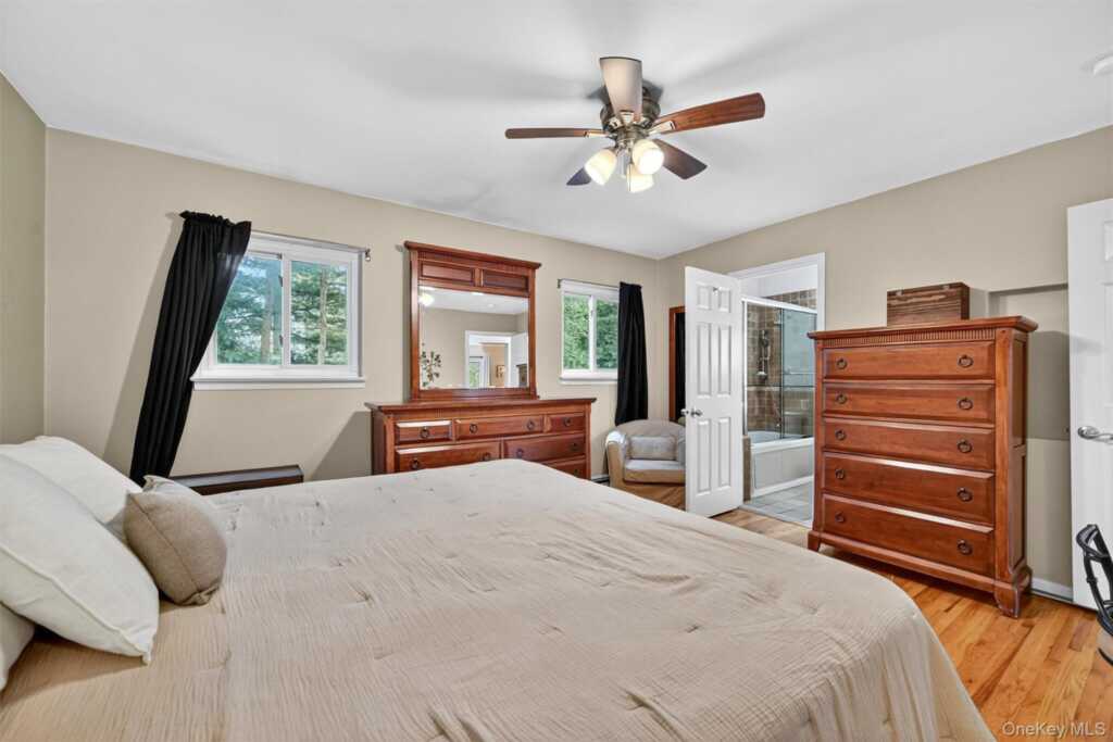 731 Manette Lane, Valley Cottage, NY 10989 - Photo 21 of 50