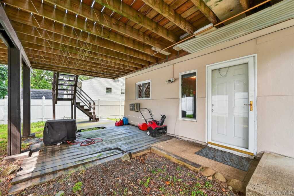 731 Manette Lane, Valley Cottage, NY 10989 - Photo 46 of 50
