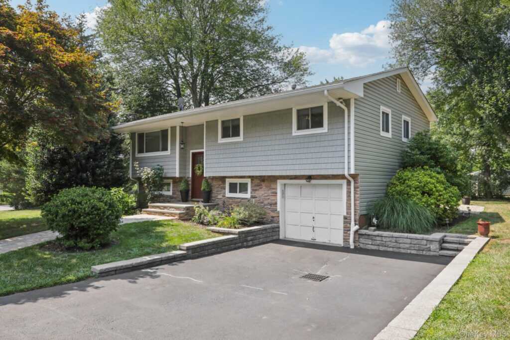 961 Tilton Road, Valley Cottage, NY 10989