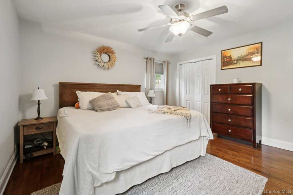 961 Tilton Road, Valley Cottage, NY 10989 - Photo 25 of 41