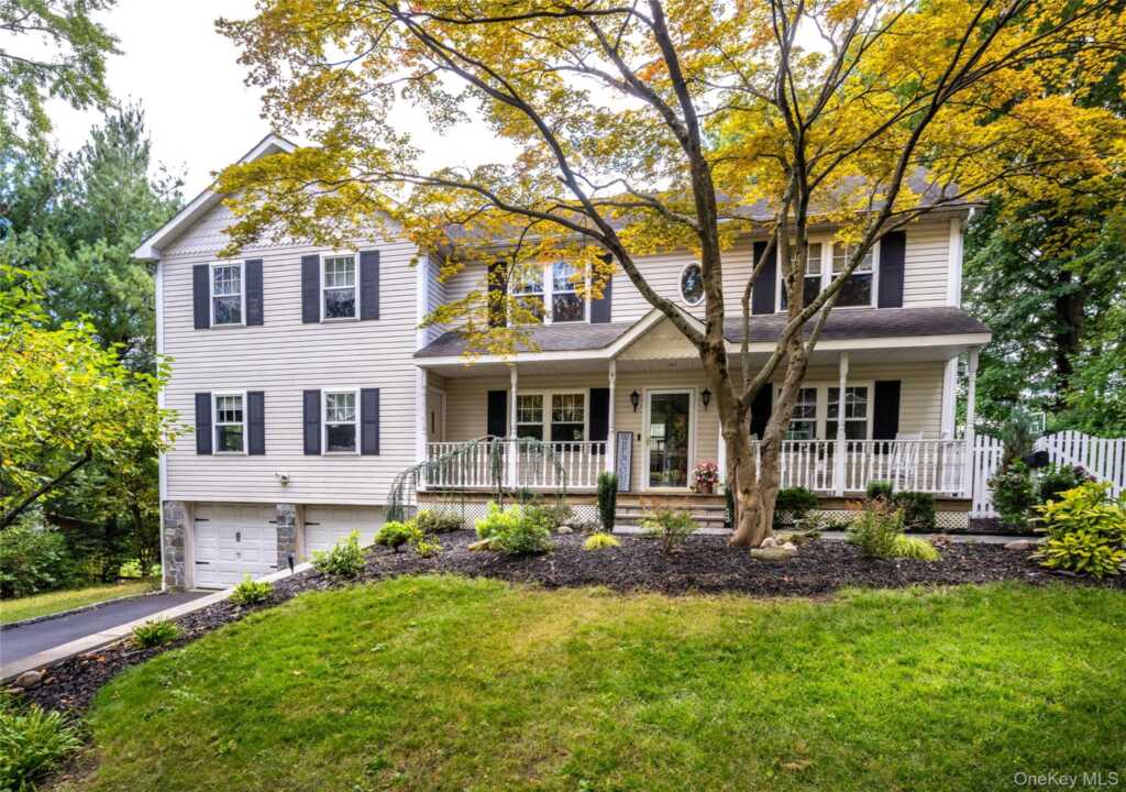 26 George Avenue, Pearl River, NY 10965 - Photo 2 of 40