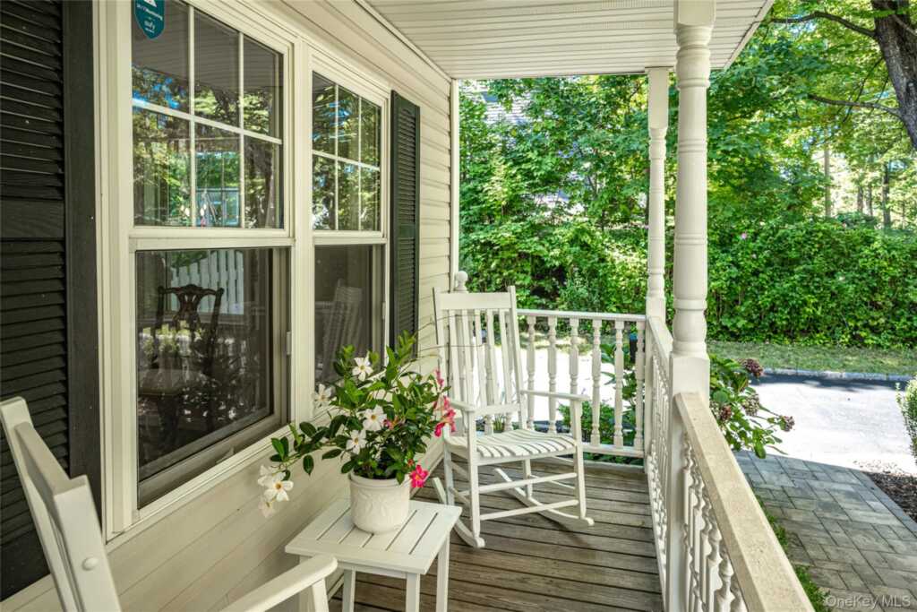 26 George Avenue, Pearl River, NY 10965 - Photo 3 of 40