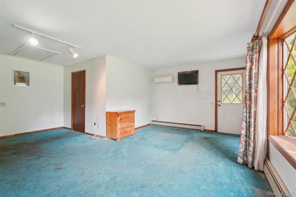 415 Phillips Hill Road, New City, NY 10956 - Photo 25 of 50