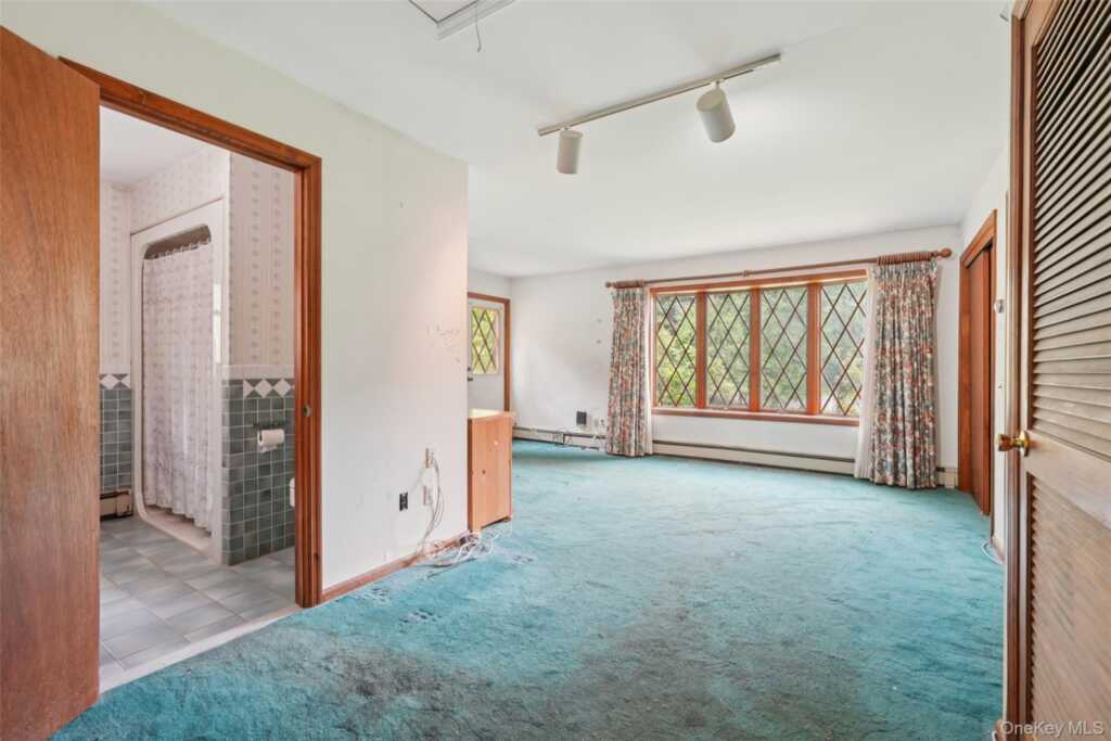 415 Phillips Hill Road, New City, NY 10956 - Photo 26 of 50