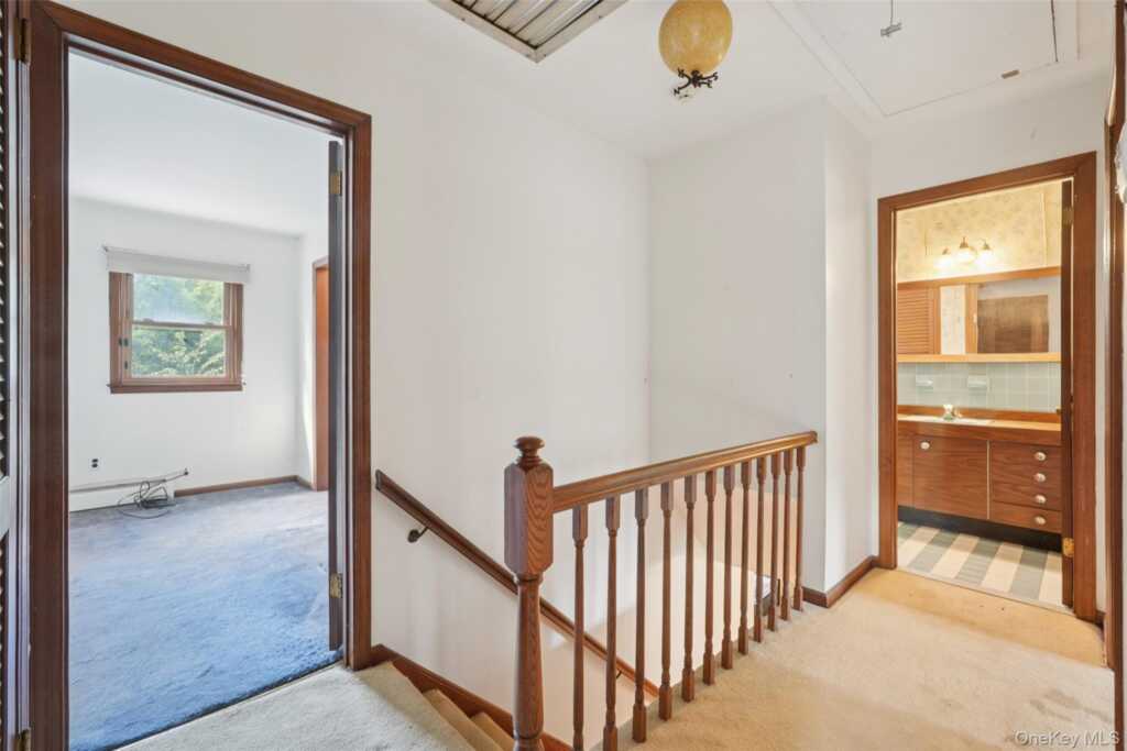 415 Phillips Hill Road, New City, NY 10956 - Photo 28 of 50
