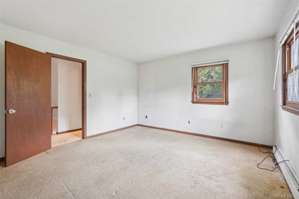 415 Phillips Hill Road, New City, NY 10956 - Photo 35 of 50