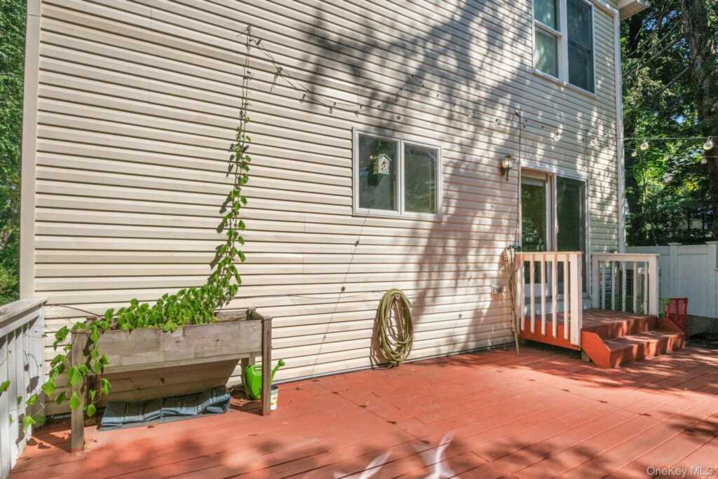 75 Woodcrest Avenue, White Plains, NY 10604 - Photo 27 of 33
