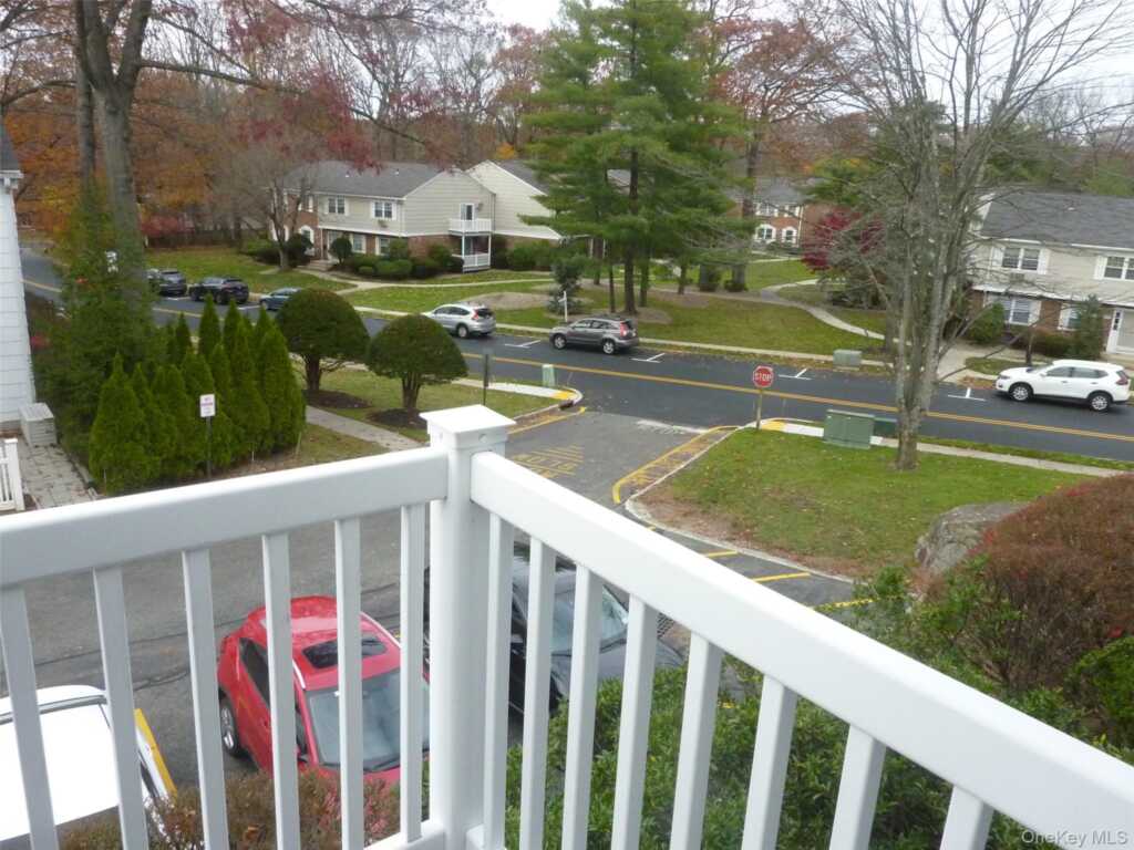 133 Doxbury Lane, Suffern, NY 10901 - Photo 35 of 36