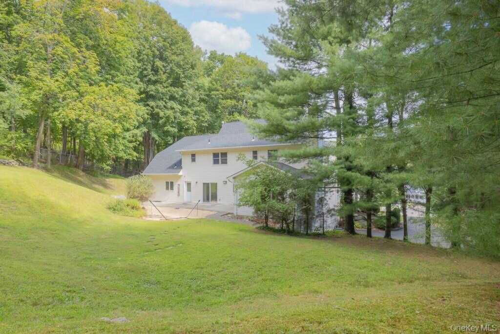 5 Sherwood Farms Court, Stony Point, NY 10980 - Photo 32 of 34