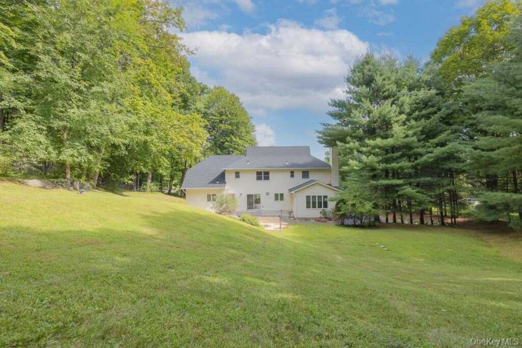 5 Sherwood Farms Court, Stony Point, NY 10980 - Photo 33 of 34