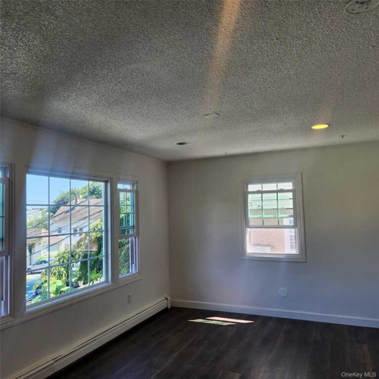34 Ashland Street, Unit #Left, New Rochelle, NY 10801 - Photo 12 of 17