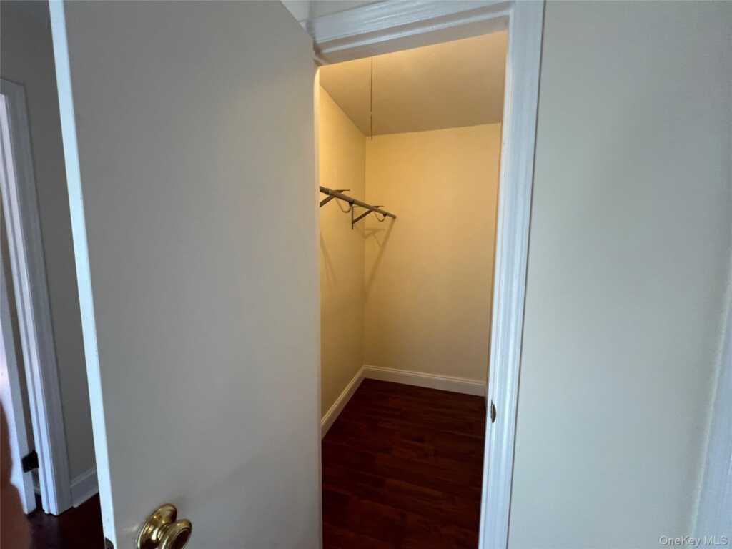 18 Summit Street, Nyack, NY 10960 - Photo 9 of 15