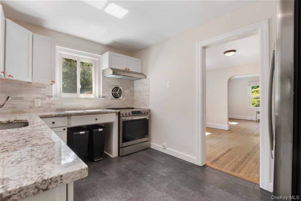 23 Prospect Place, Suffern, NY 10901 - Photo 8 of 36