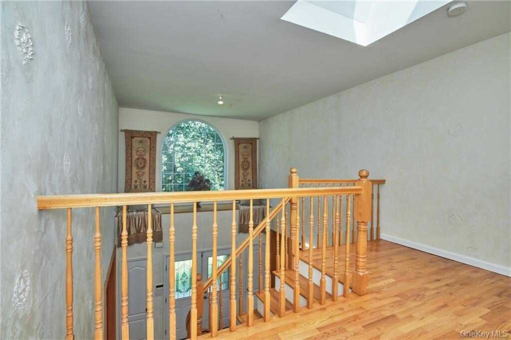 113 Carlton Road, Suffern, NY 10901 - Photo 13 of 26