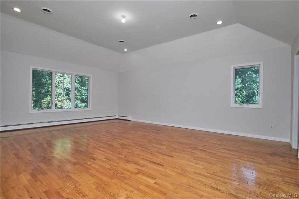 113 Carlton Road, Suffern, NY 10901 - Photo 14 of 26