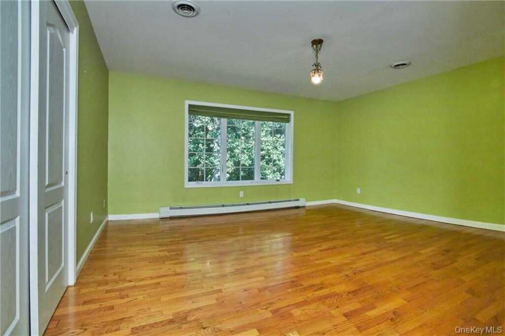 113 Carlton Road, Suffern, NY 10901 - Photo 17 of 26