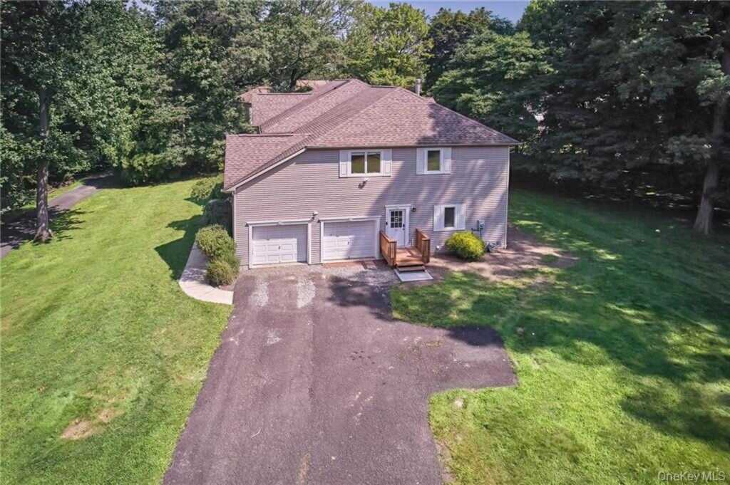 113 Carlton Road, Suffern, NY 10901 - Photo 22 of 26