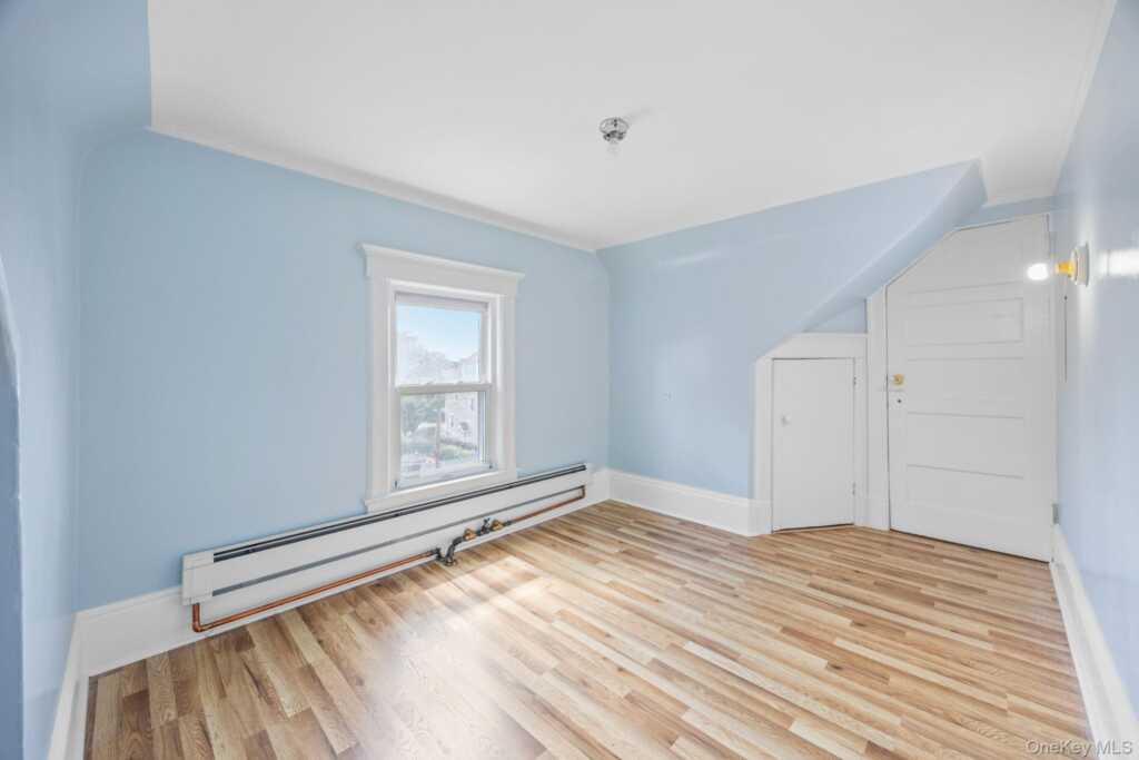 56 Woodbury Street, New Rochelle, NY 10805 - Photo 22 of 37