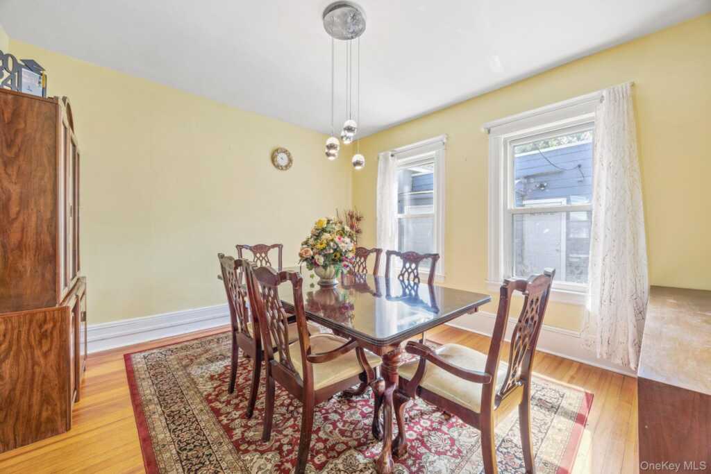 56 Woodbury Street, New Rochelle, NY 10805 - Photo 7 of 37