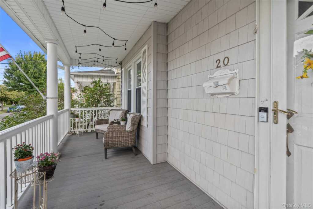 20 Lincoln Street, New Rochelle, NY 10801 - Photo 2 of 29
